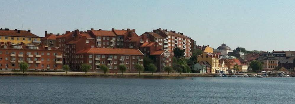 Drottninggatans Vandrarhem Karlskrona Esterno foto